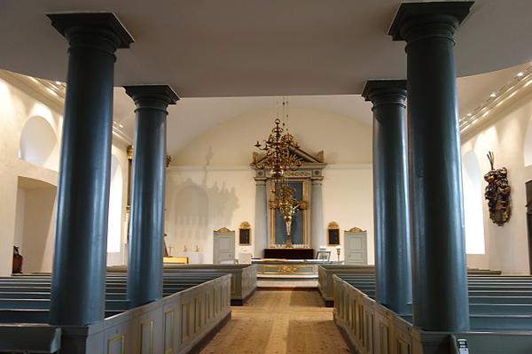 Kyrkoaltaret i guld i Å Kyrka.