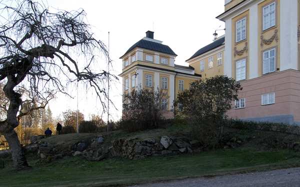 Ericsbergs slott med torn.