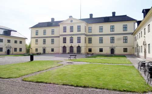 Löfstad slott med entré